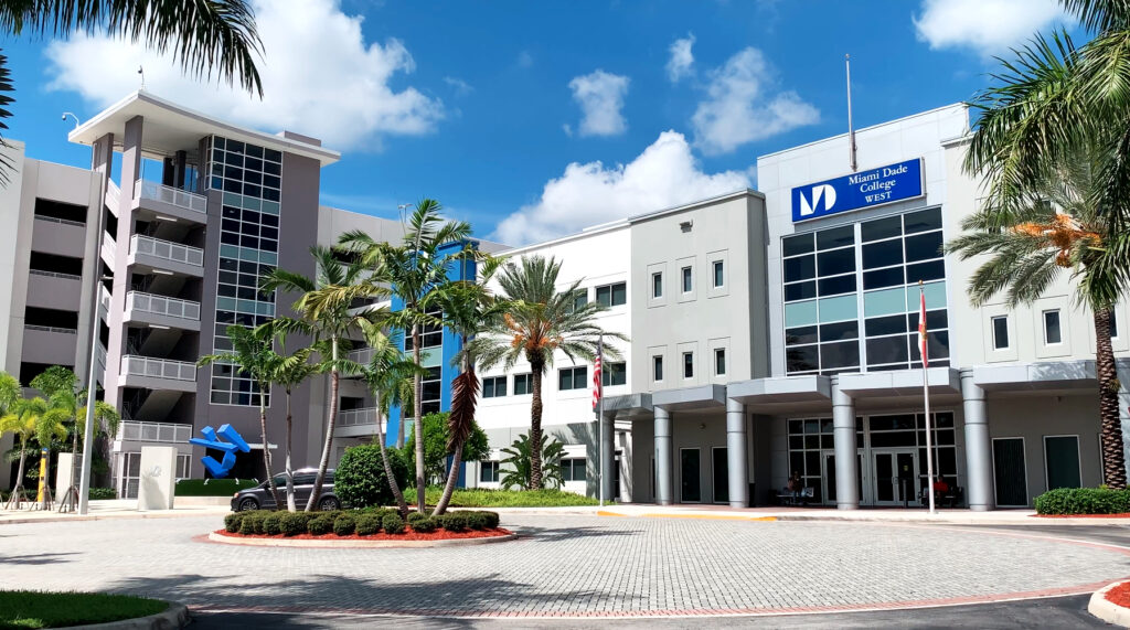 Buildings on the Miami-Dade College campus